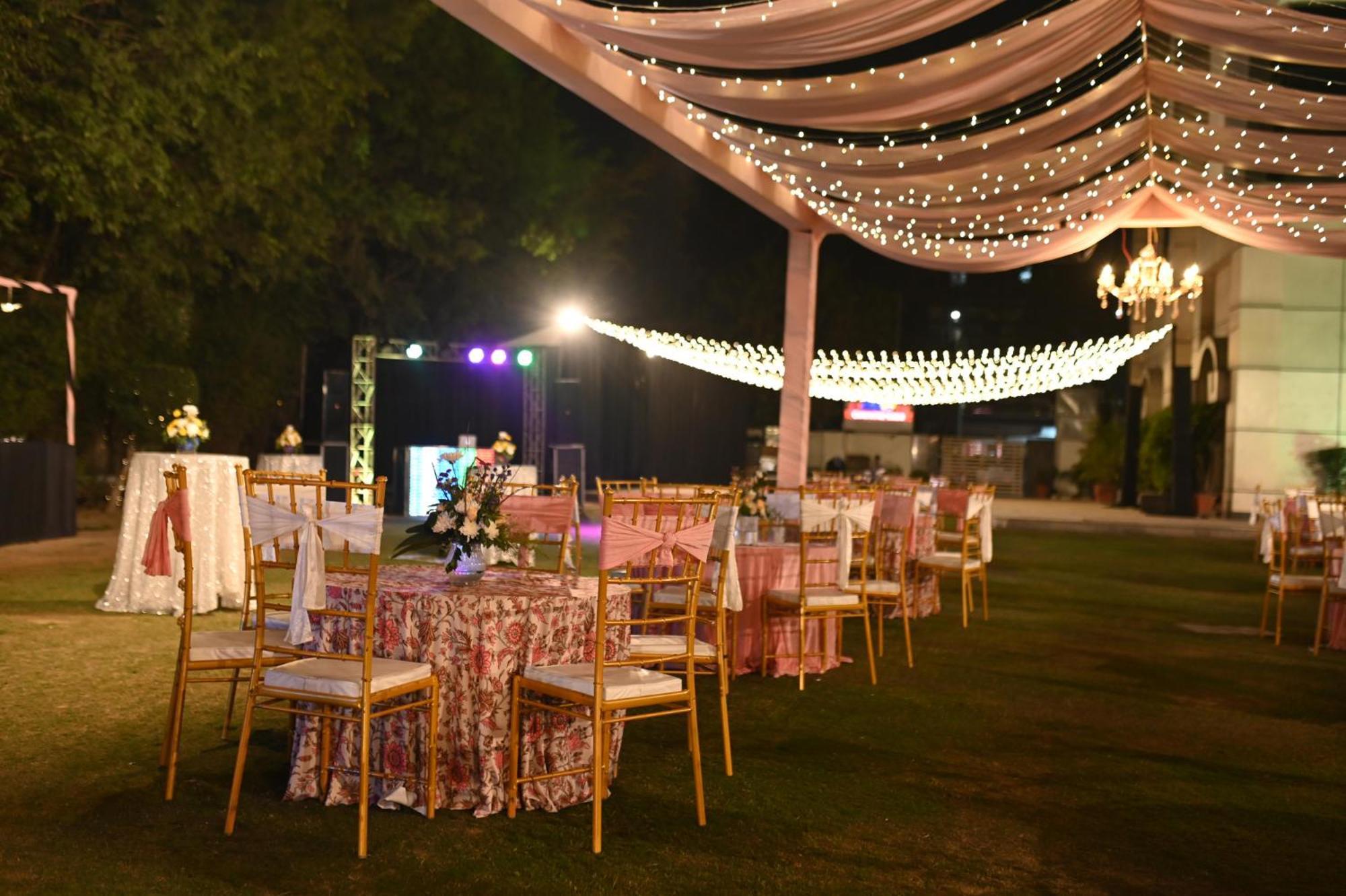 Hotel Goa Country Club Gurgaon Exterior foto